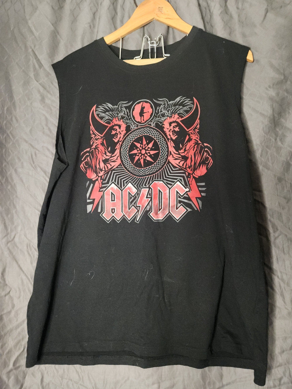 Sleeveless AC/DC Black Tee with Red Graphic Band Design